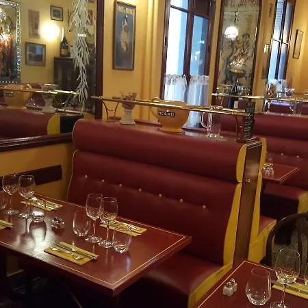 מלון Chez Jacqueline 3*