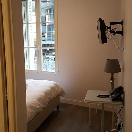 Chez Jacqueline Hotell