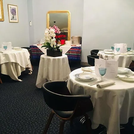 מלון Chez Jacqueline טור