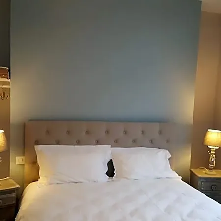 Chez Jacqueline Hotel