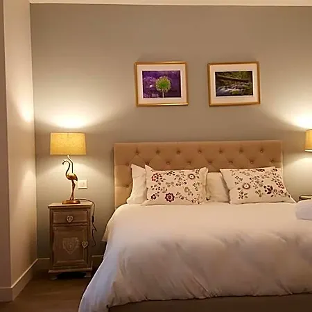Chez Jacqueline Hotel 3*