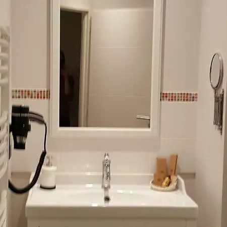 Chez Jacqueline 3*