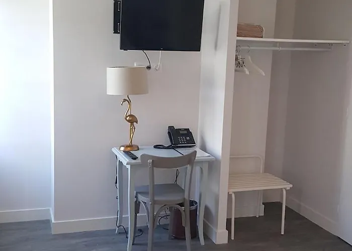 Chez Jacqueline Hotel Tours