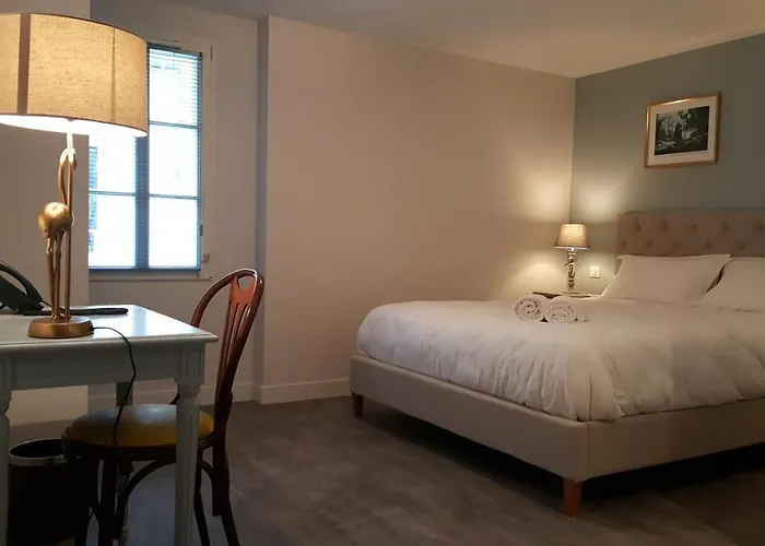 Hotel Chez Jacqueline 3*