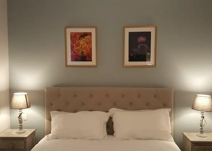 Chez Jacqueline Hotel Tours